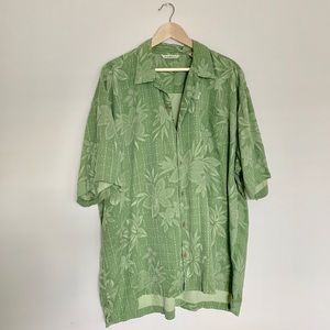 XXL TOMMY BAHAMA SHIRT